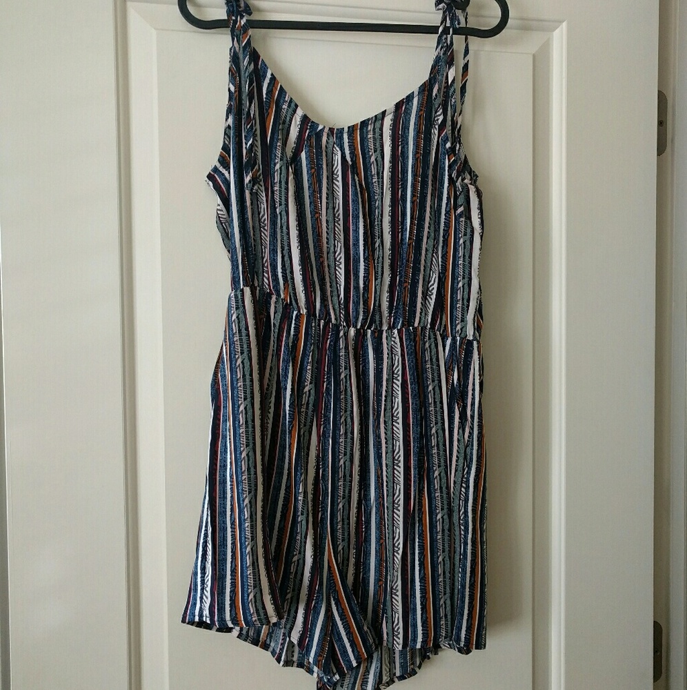 BCBG Maxazria Striped Romper Size Medium